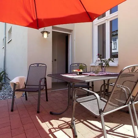 Apartment Monico 1 *